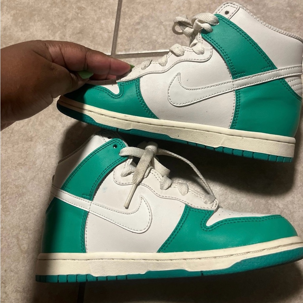 High top green Jordan retro kids